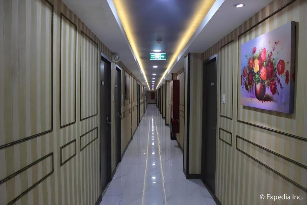Horizon Hotel Olongapo Eksteriør bilde