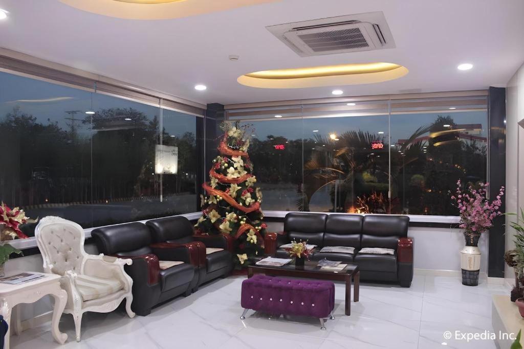 Horizon Hotel Olongapo Eksteriør bilde